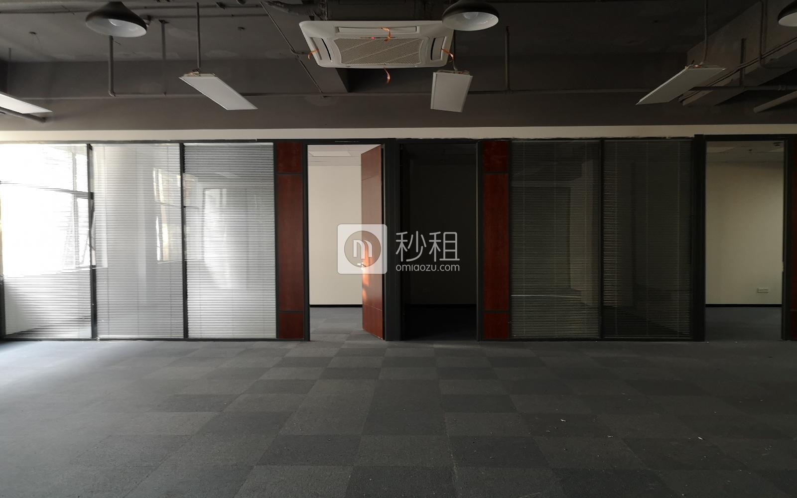 众创产业园写字楼出租252平米精装办公室85元/m².月
