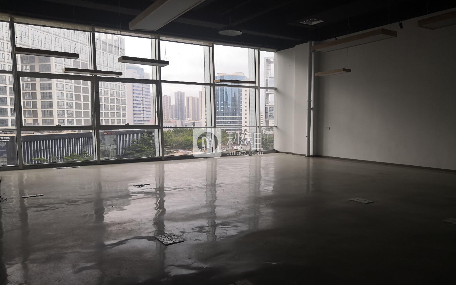 荣超英隆大厦写字楼出租246.29平米精装办公室78元/m².月
