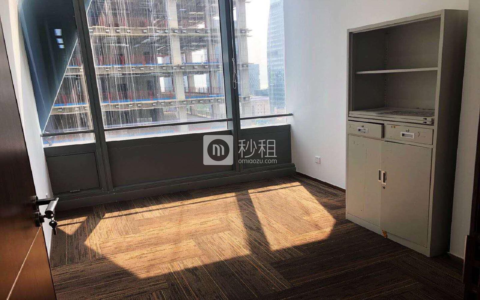 盈峰中心（原易思博软件大厦）写字楼出租388平米精装办公室165元/m².月
