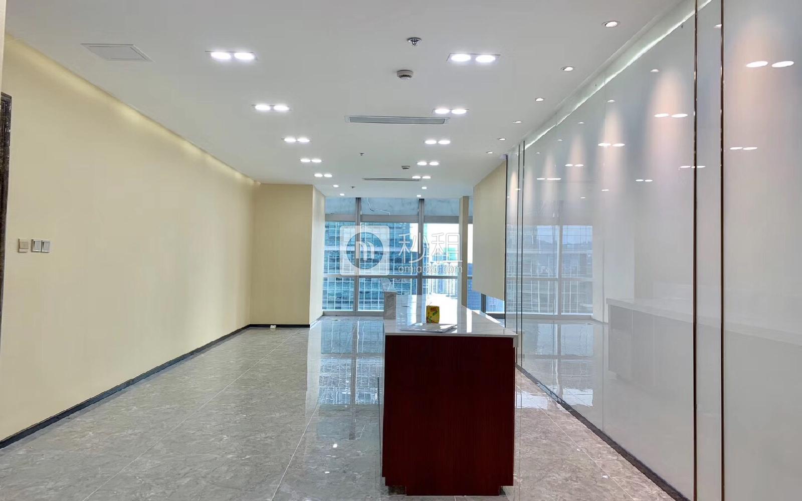 新世界中心写字楼出租545平米精装办公室118元/m².月