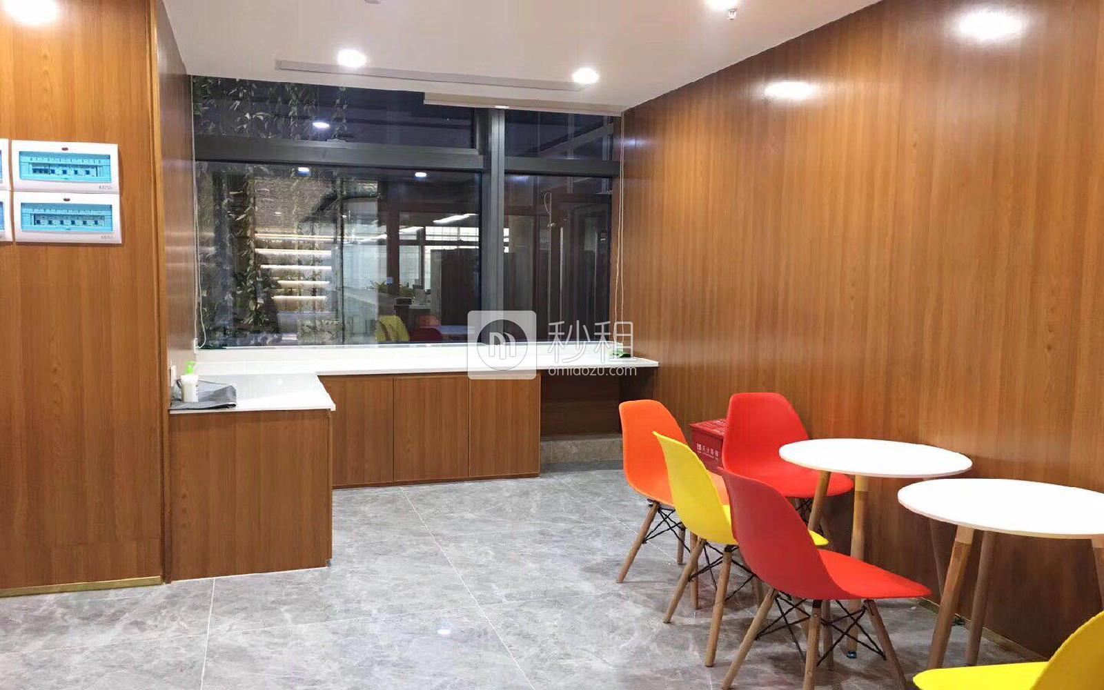 深圳湾科技生态园（三期）写字楼出租1080平米精装办公室118元/m².月