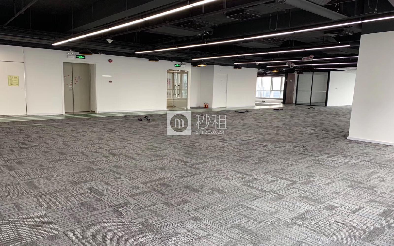 华润城大冲商务中心写字楼出租1750平米豪装办公室140元/m².月
