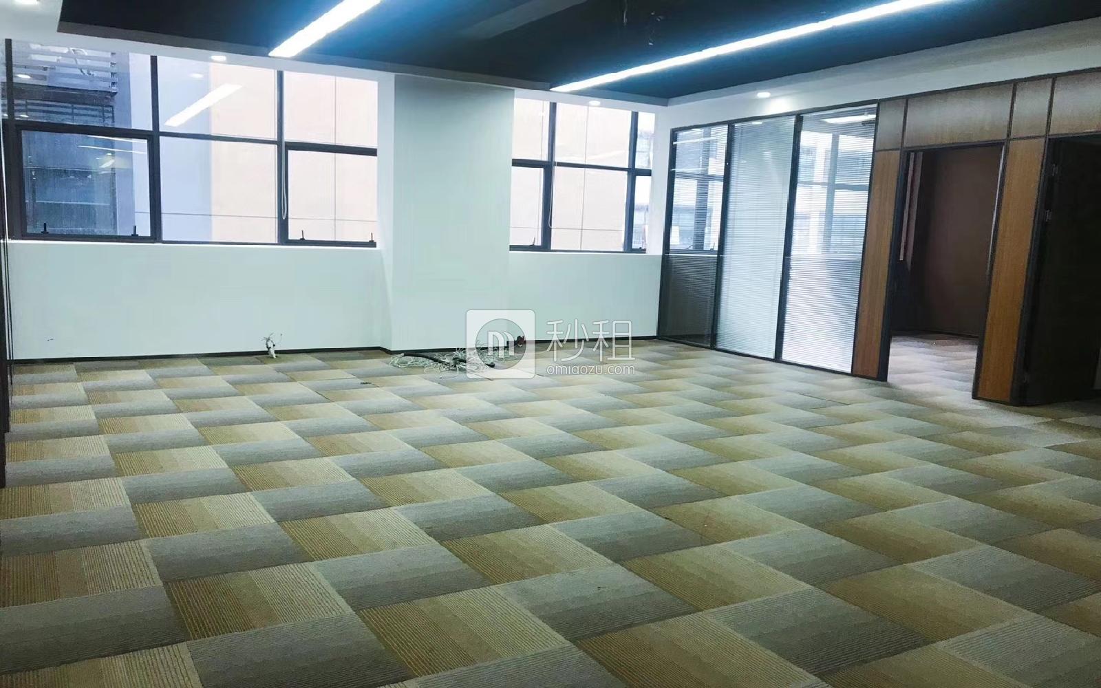 城市山海中心写字楼出租368平米精装办公室78元/m².月