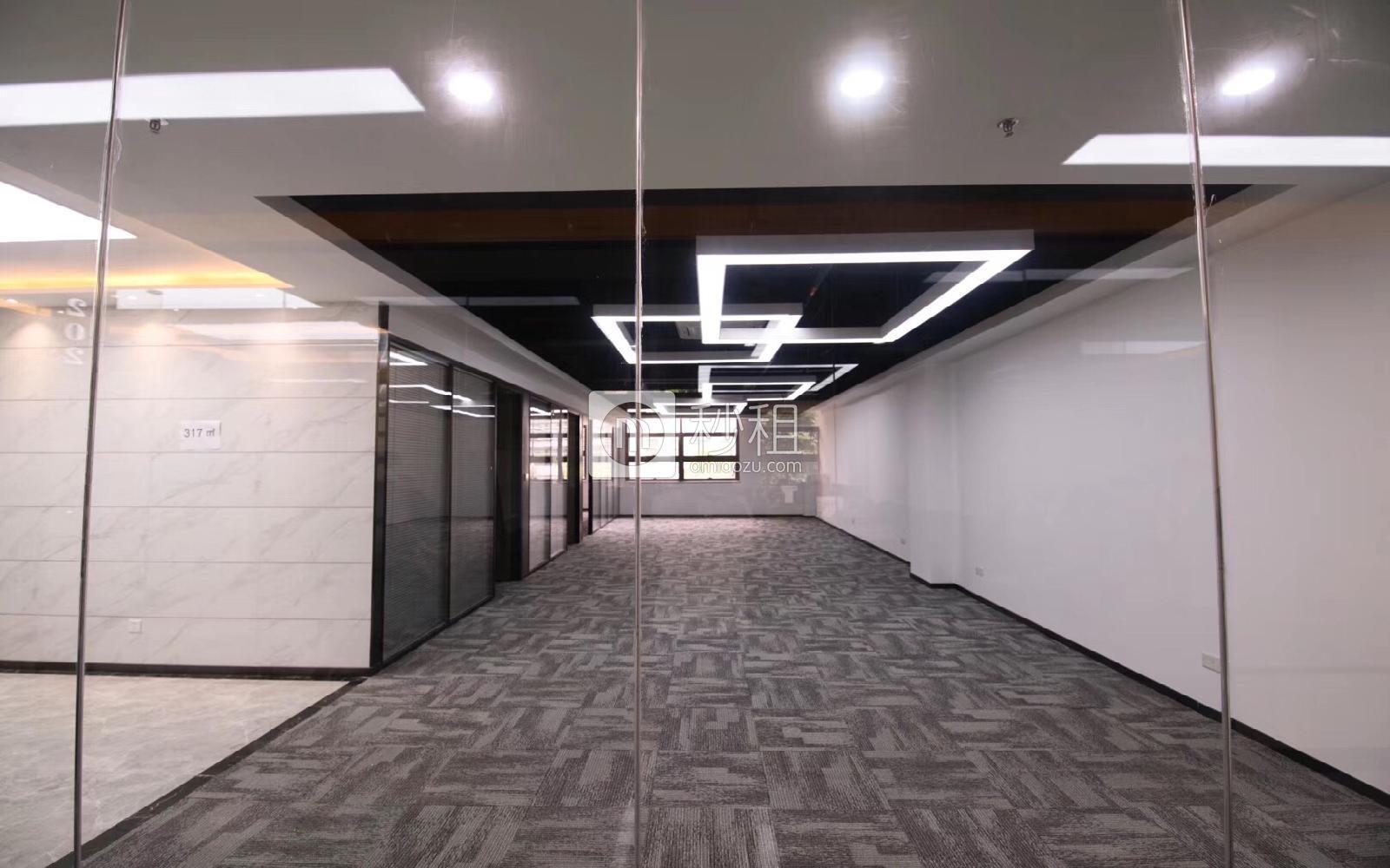 TCL科学园国际E城写字楼出租317平米精装办公室69元/m².月