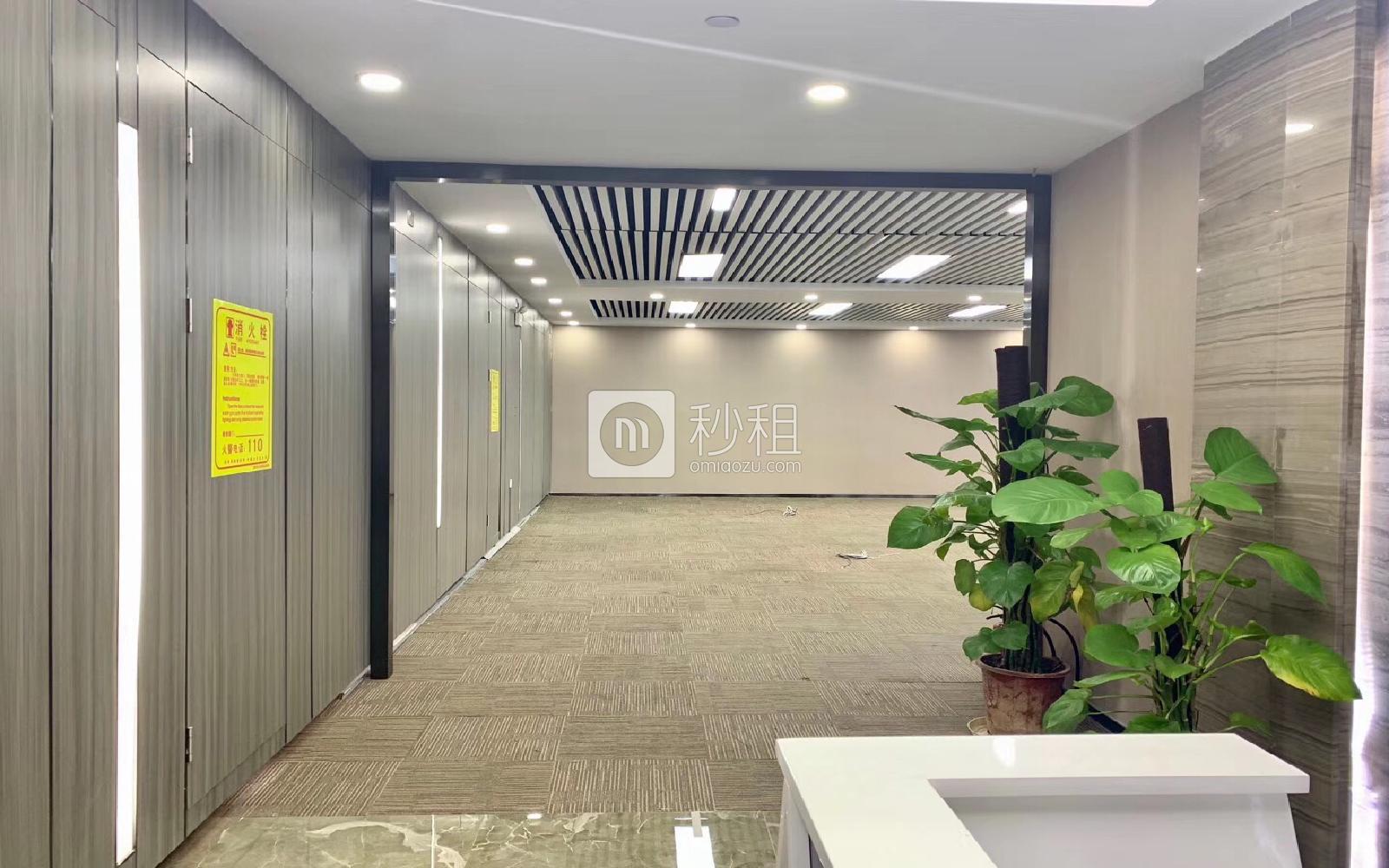 易思博软件大厦写字楼出租245.81平米精装办公室170元/m².月