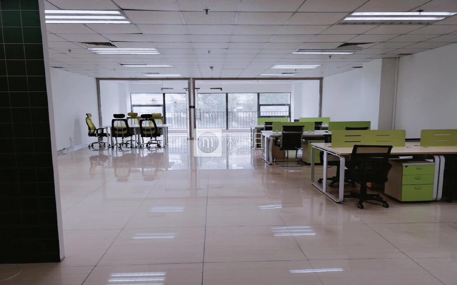 兰光科技园写字楼出租325平米精装办公室65元/m².月