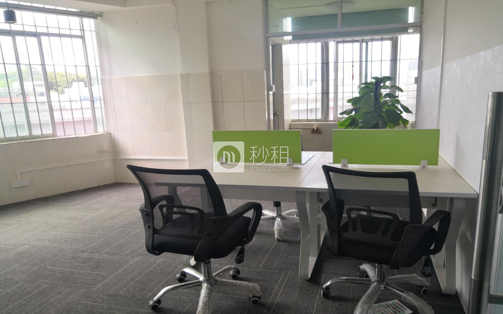 大运软件小镇写字楼出租60平米简装办公室3500元/间.月