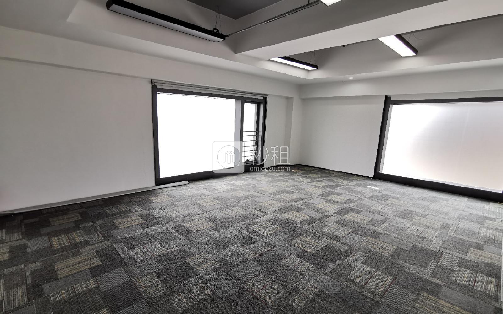 满京华·SOHO艺峦大厦写字楼出租479平米精装办公室38元/m².月