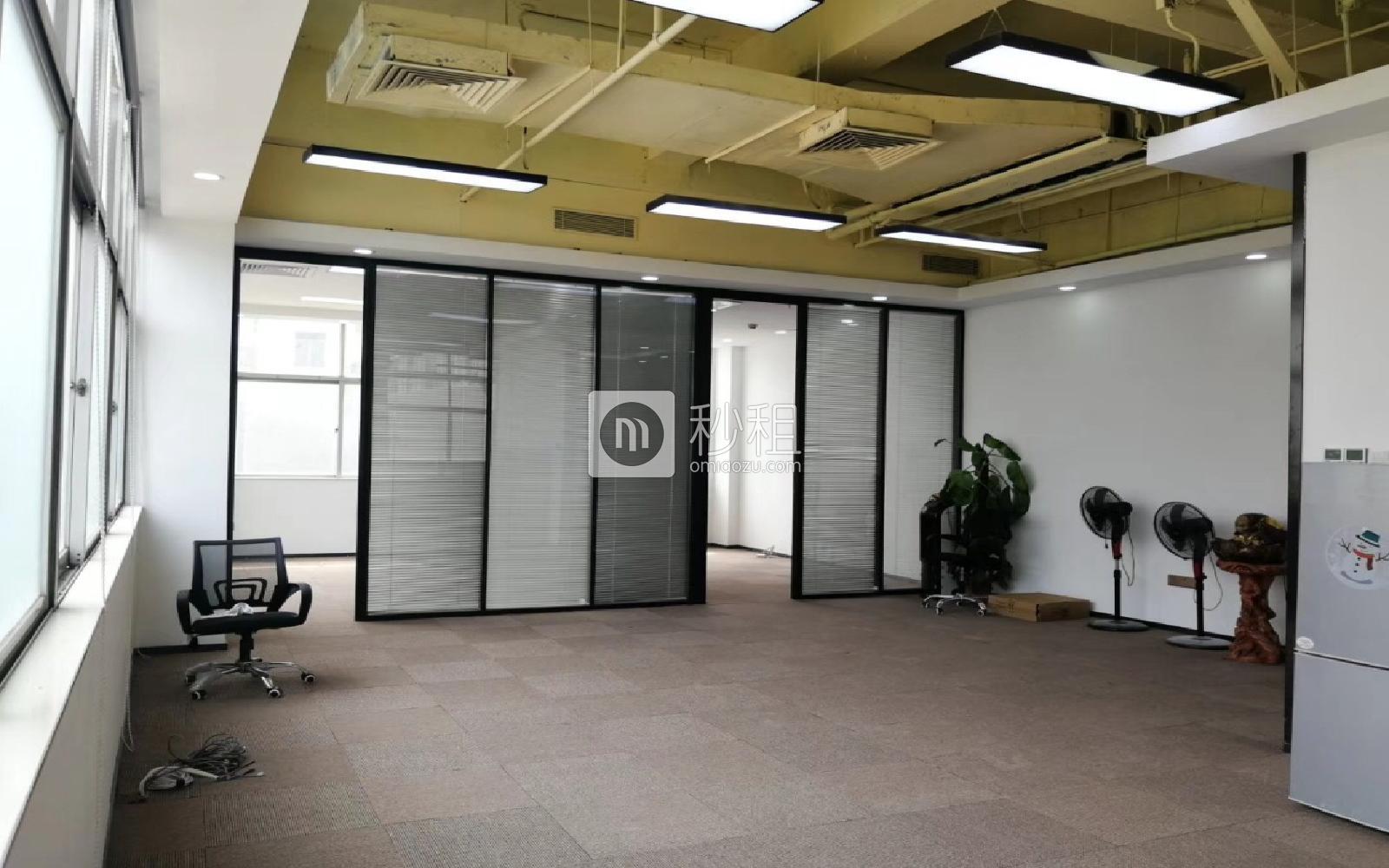 桑泰大厦写字楼出租325平米精装办公室65元/m².月