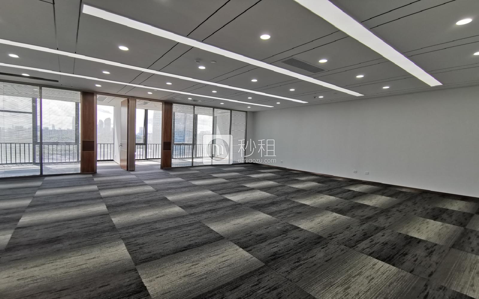 金迪世纪大厦写字楼出租359平米精装办公室110元/m².月