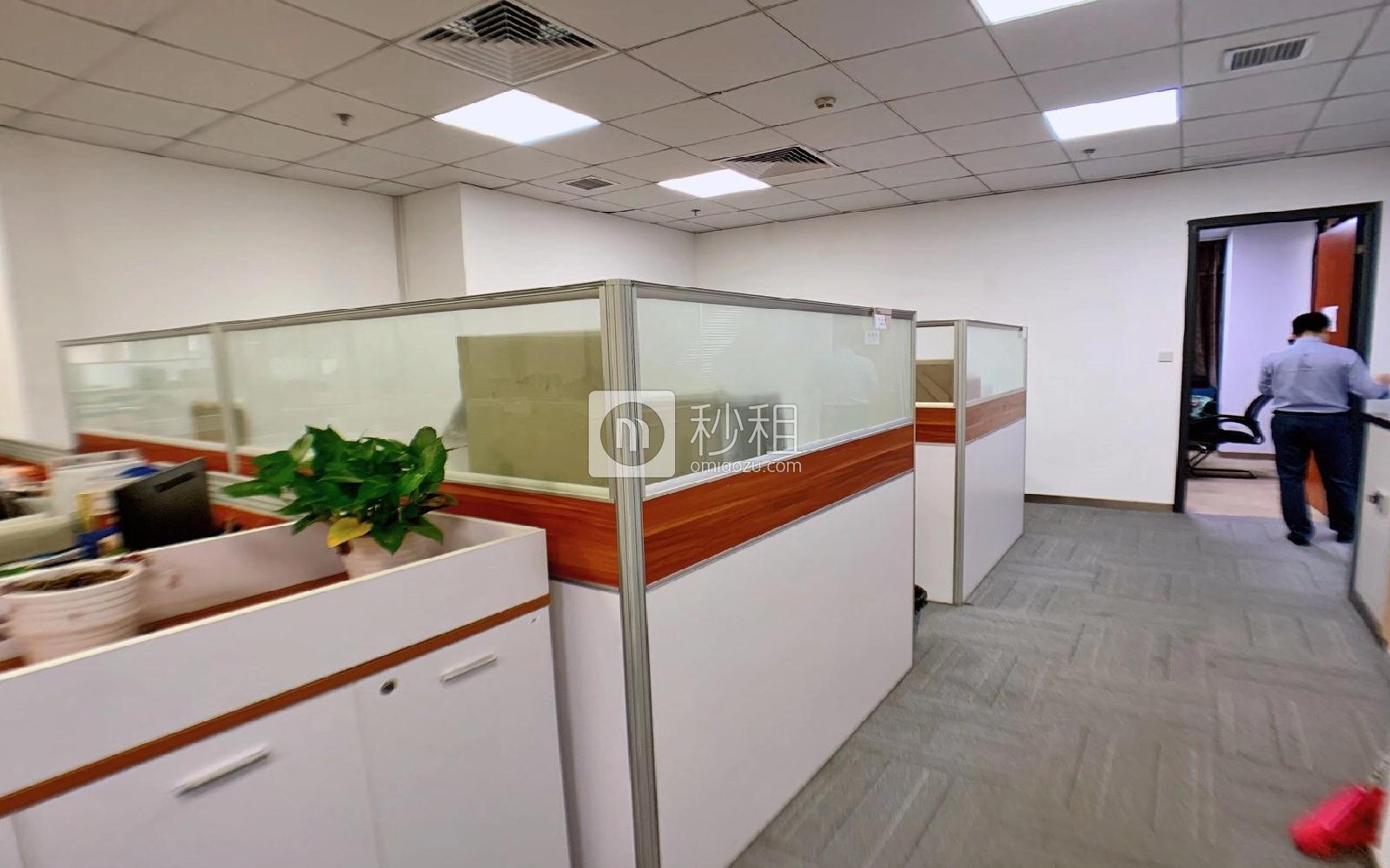 国人通信大厦写字楼出租653平米精装办公室49元/m².月