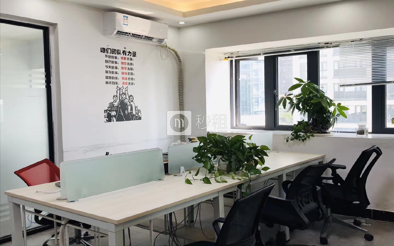 珠江广场写字楼出租161平米精装办公室50元/m².月