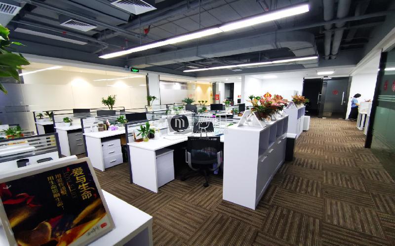 创投大厦商务中心-科技园软件产业基地写字楼出租790平米精装办公室100元/m².月