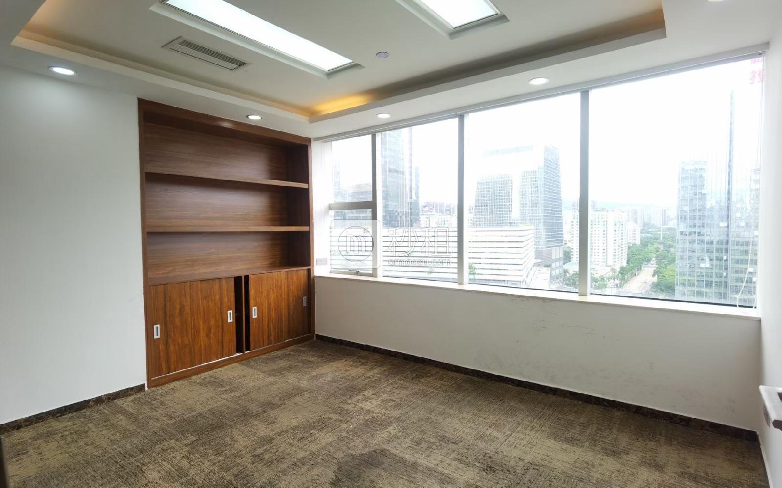 喜年中心写字楼出租150平米精装办公室110元/m².月