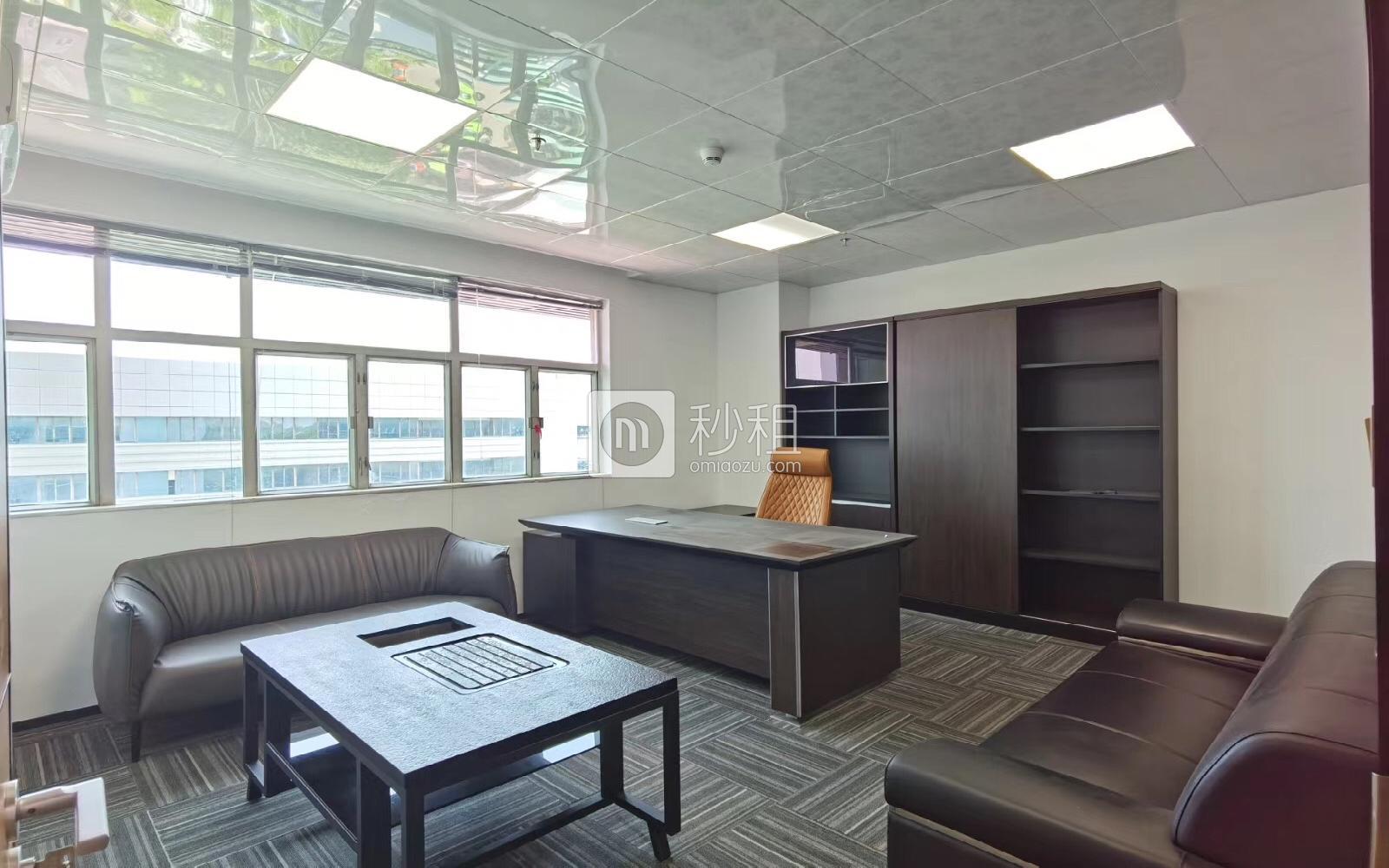 凤凰城大厦写字楼出租558平米精装办公室48元/m².月