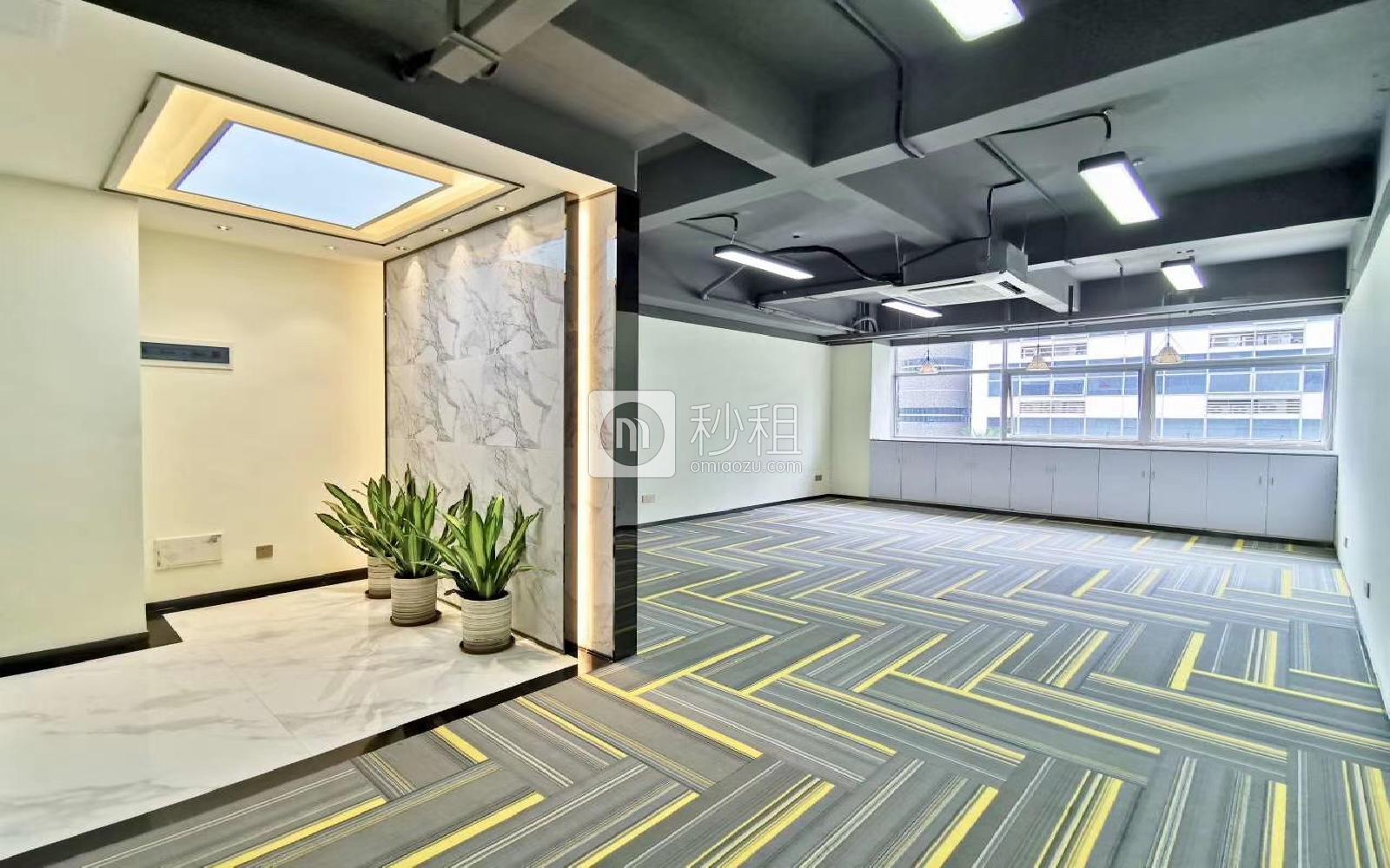 南山软件园写字楼出租129平米精装办公室89元/m².月