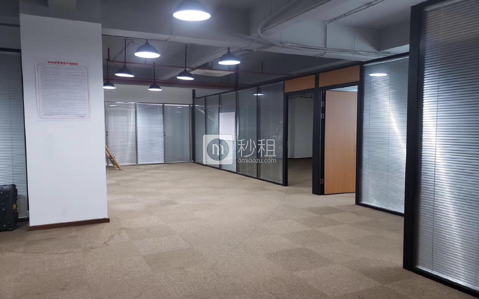 凯凯空间-马家龙工业区写字楼出租361平米精装办公室47元/m².月