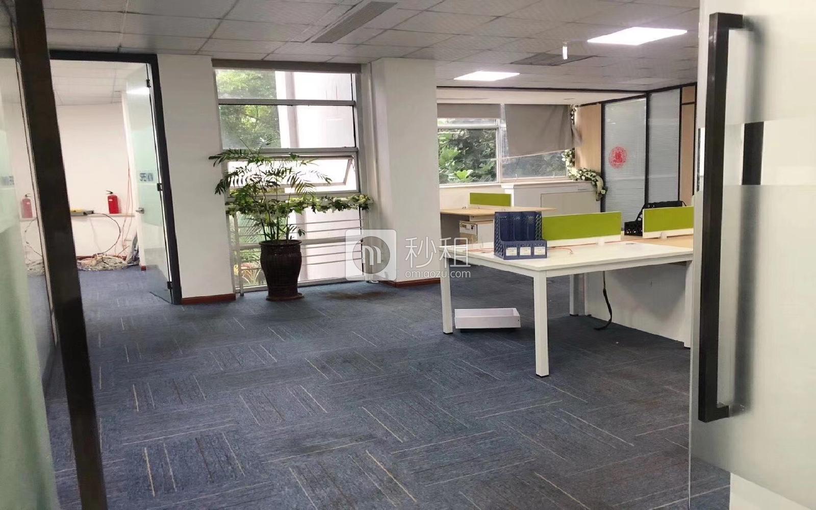 南山软件园写字楼出租390平米精装办公室55元/m².月