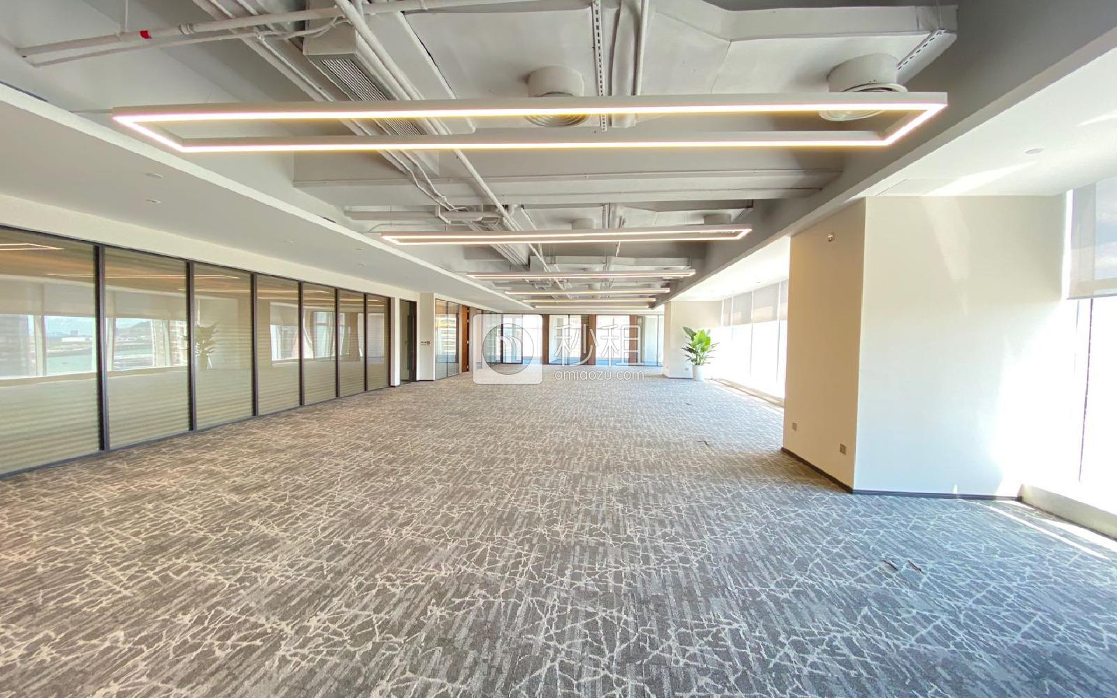 前海HOP国际写字楼出租445平米精装办公室168元/m².月