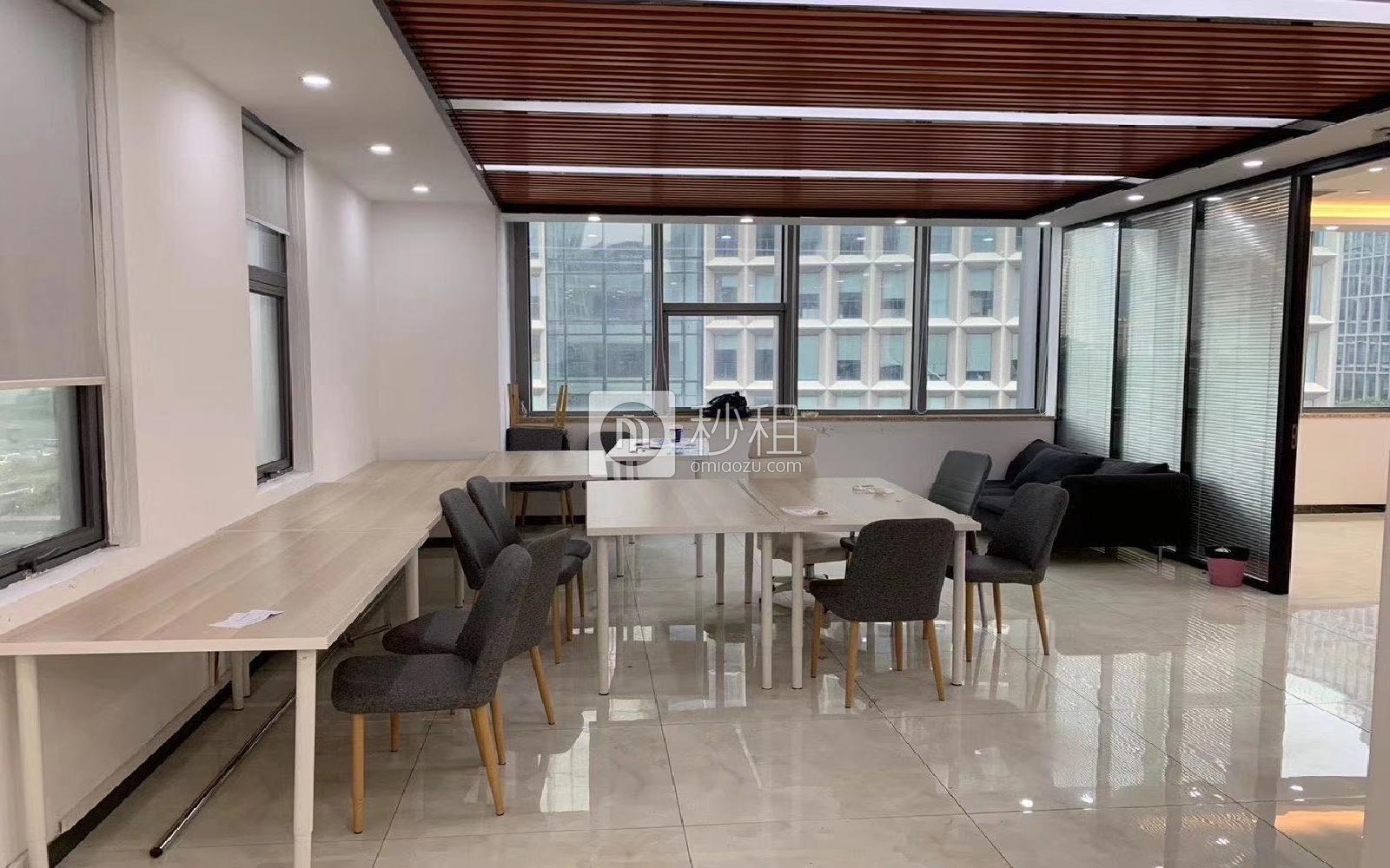 软件产业基地写字楼出租256平米精装办公室68元/m².月