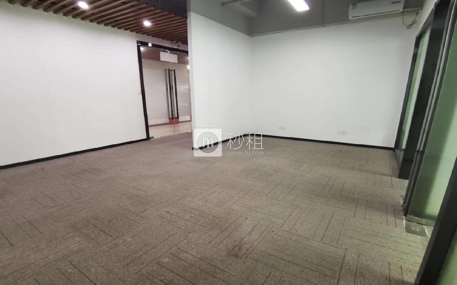 云谷创新产业园（二期）写字楼出租200平米简装办公室68元/m².月