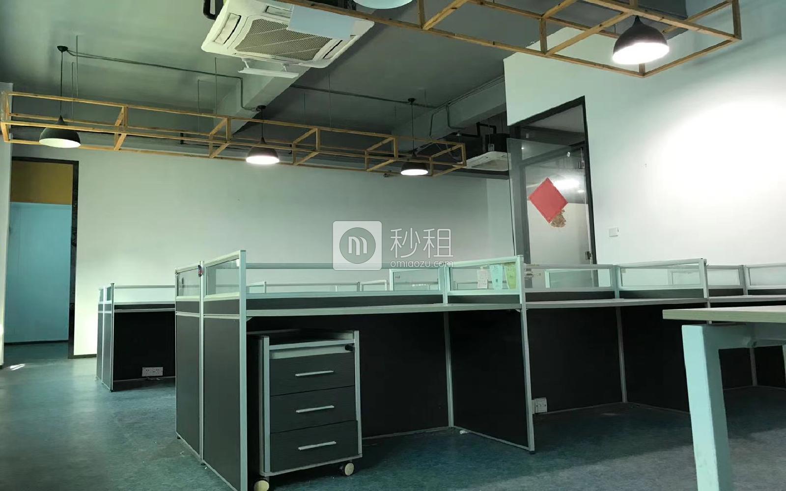 云谷创新产业园（二期）写字楼出租600平米简装办公室70元/m².月