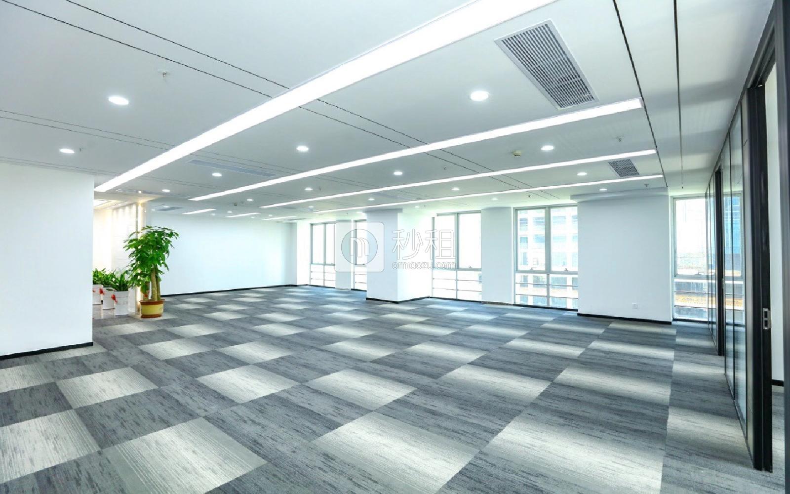荣超经贸中心写字楼出租200平米豪装办公室88元/m².月