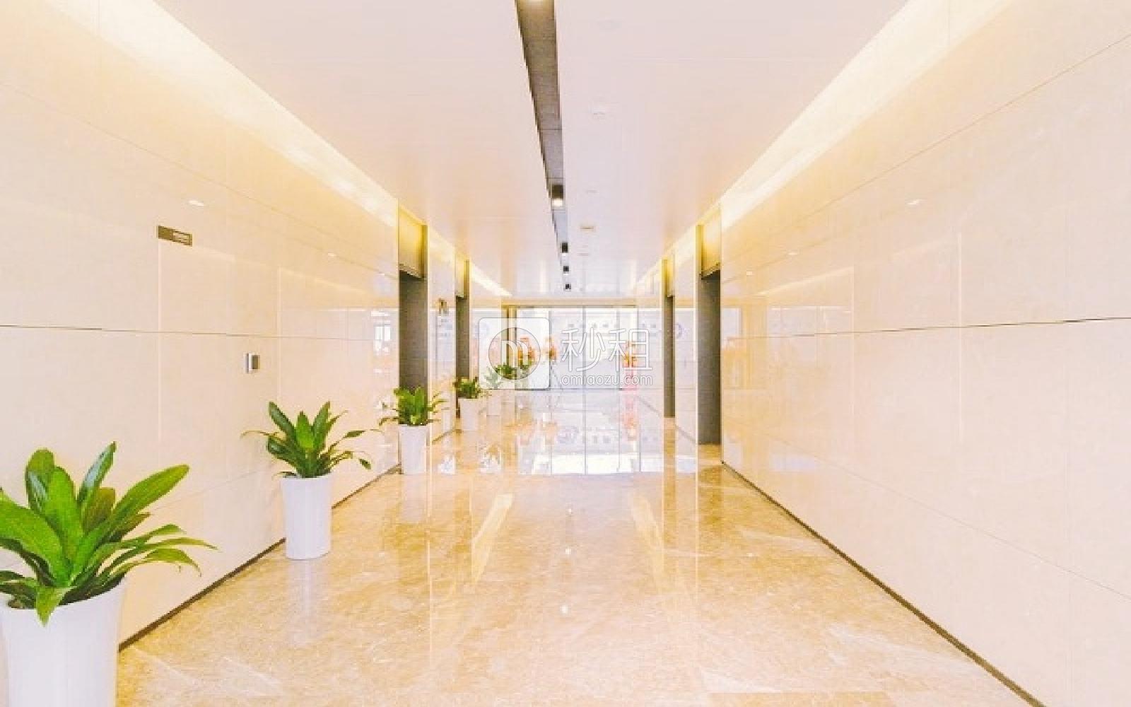 易尚中心写字楼出租83平米豪装办公室110元/m².月