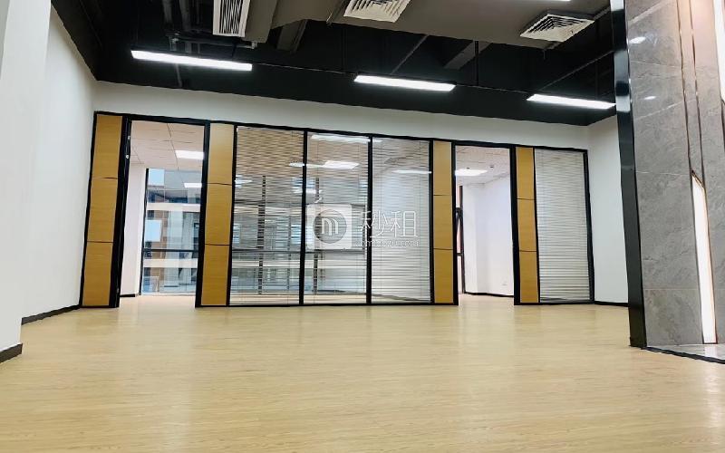 智美park写字楼出租150平米精装办公室45元/m².月