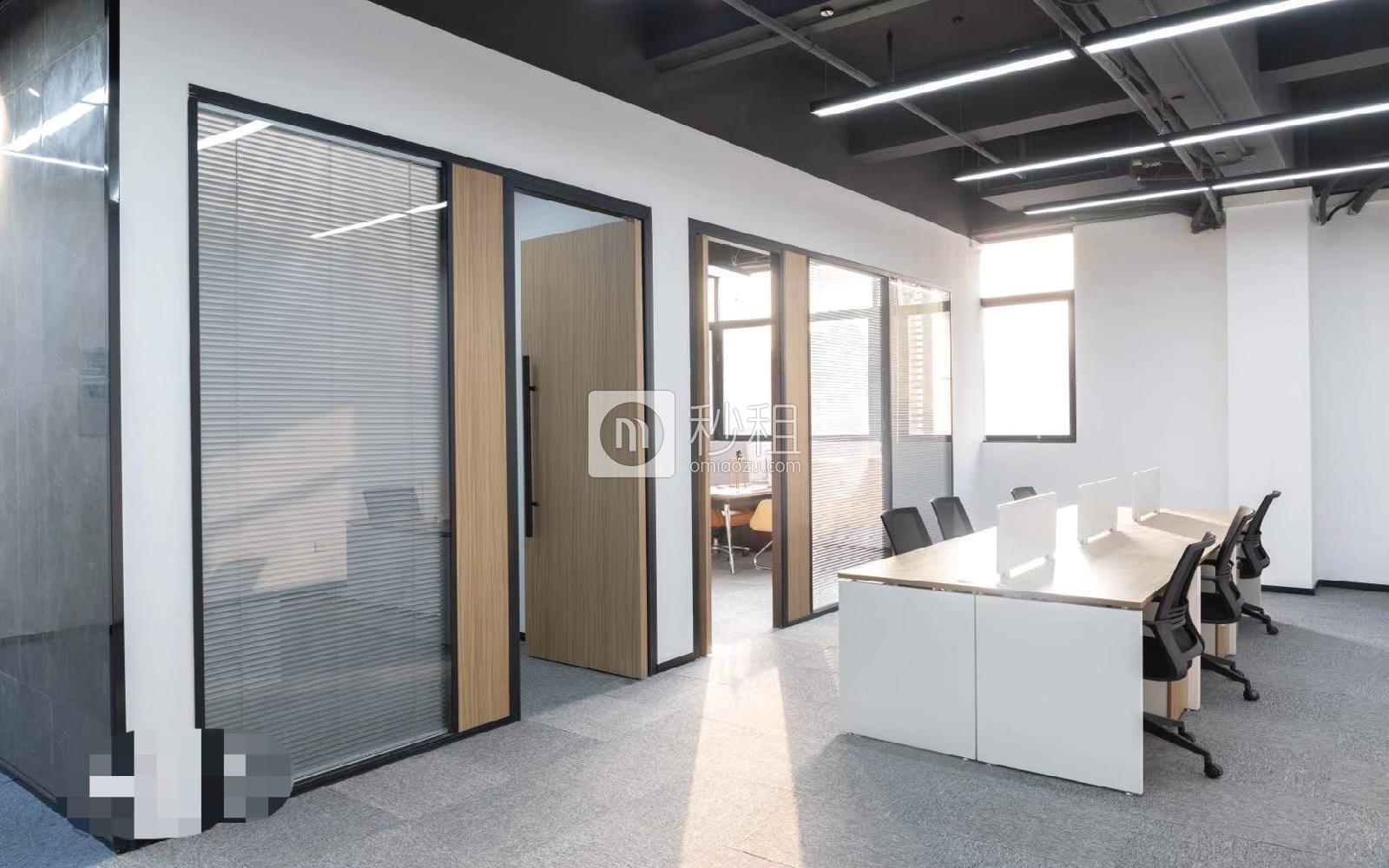 星港同创汇写字楼出租182平米精装办公室48元/m².月