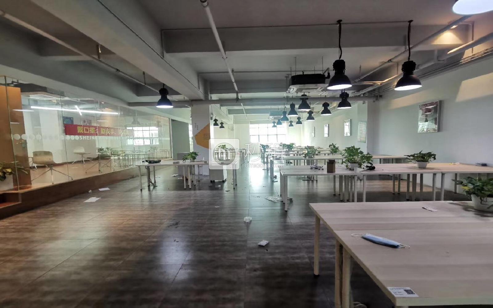 云谷创新产业园（二期）写字楼出租480平米精装办公室72元/m².月