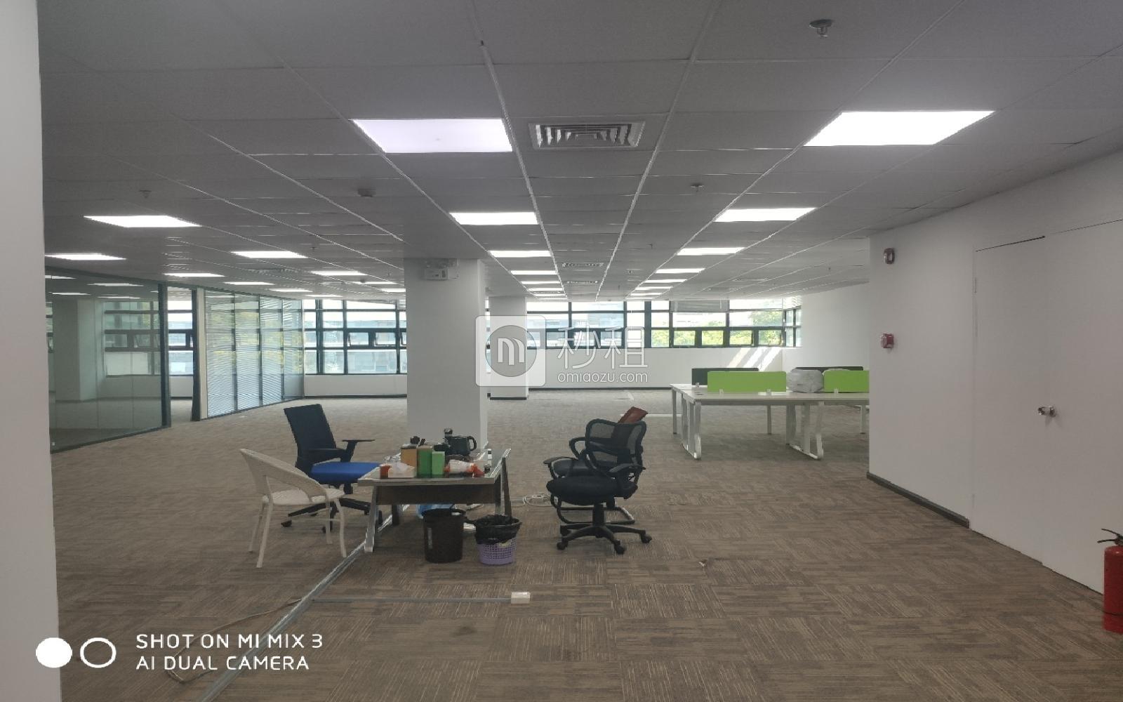 深圳软件园T3写字楼出租797平米精装办公室75元/m².月