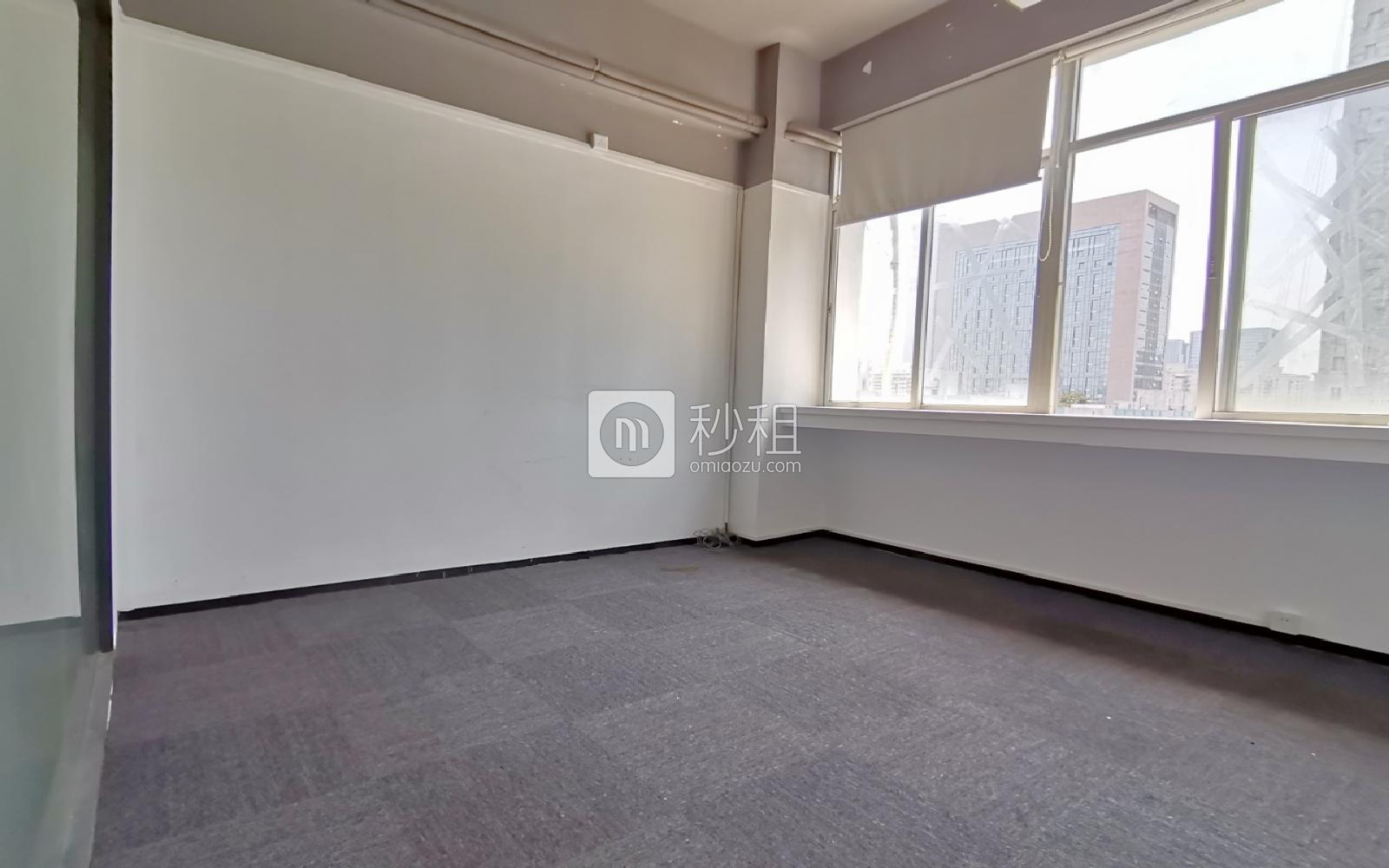 马家龙工业区写字楼出租135平米精装办公室55元/m².月