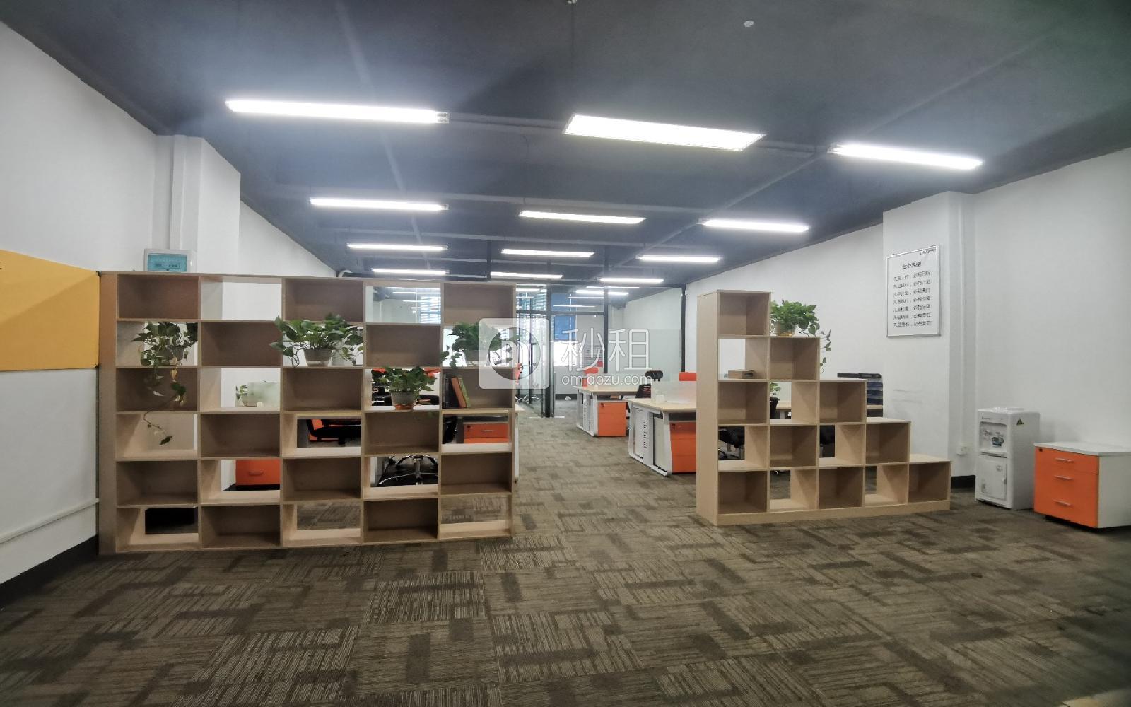 南山云谷创新产业园（二期）写字楼出租170平米精装办公室70元/m².月