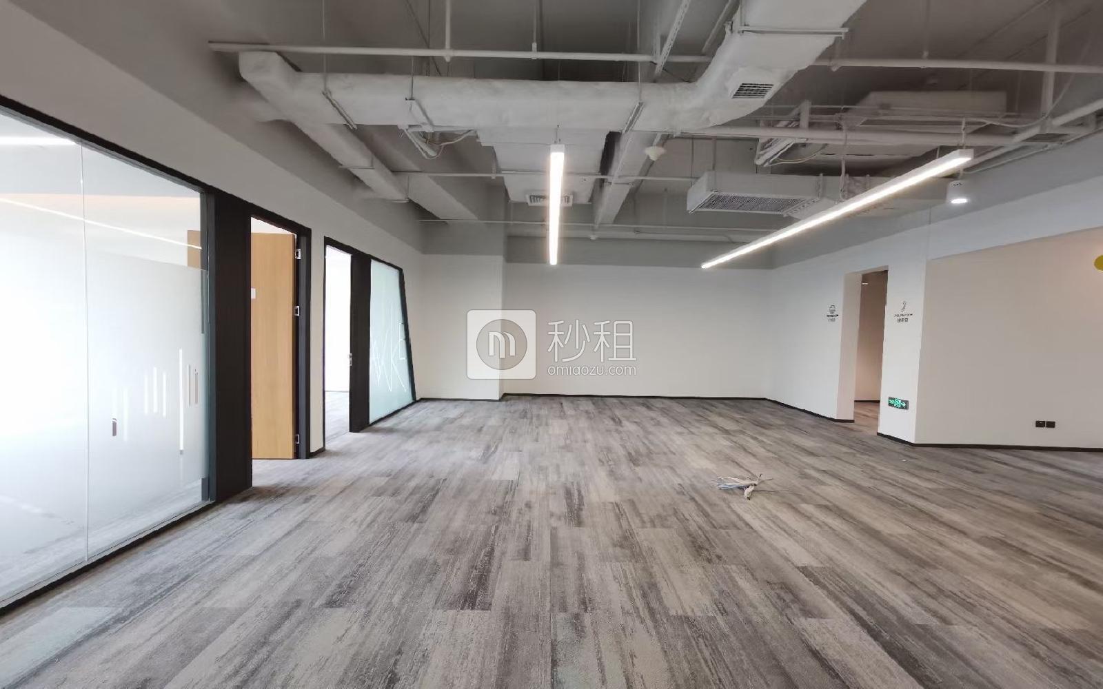 NiuWork联合办公空间-西丽云城万科里写字楼出租323平米精装办公室89元/m².月