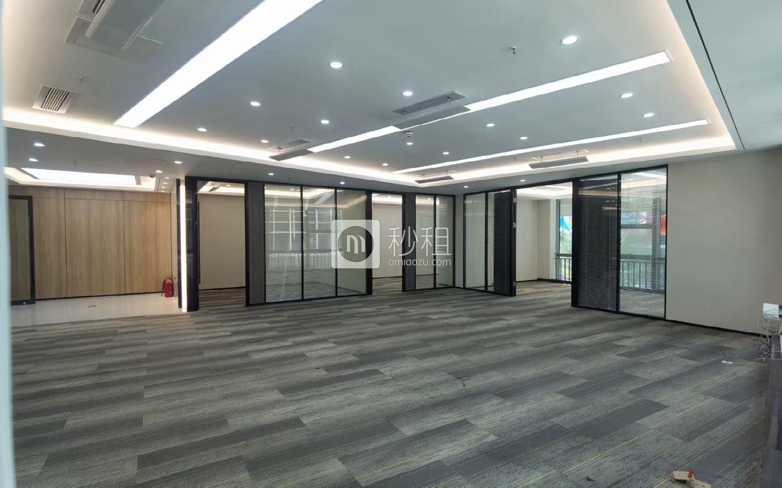 长虹科技大厦写字楼出租407平米精装办公室65元/m².月