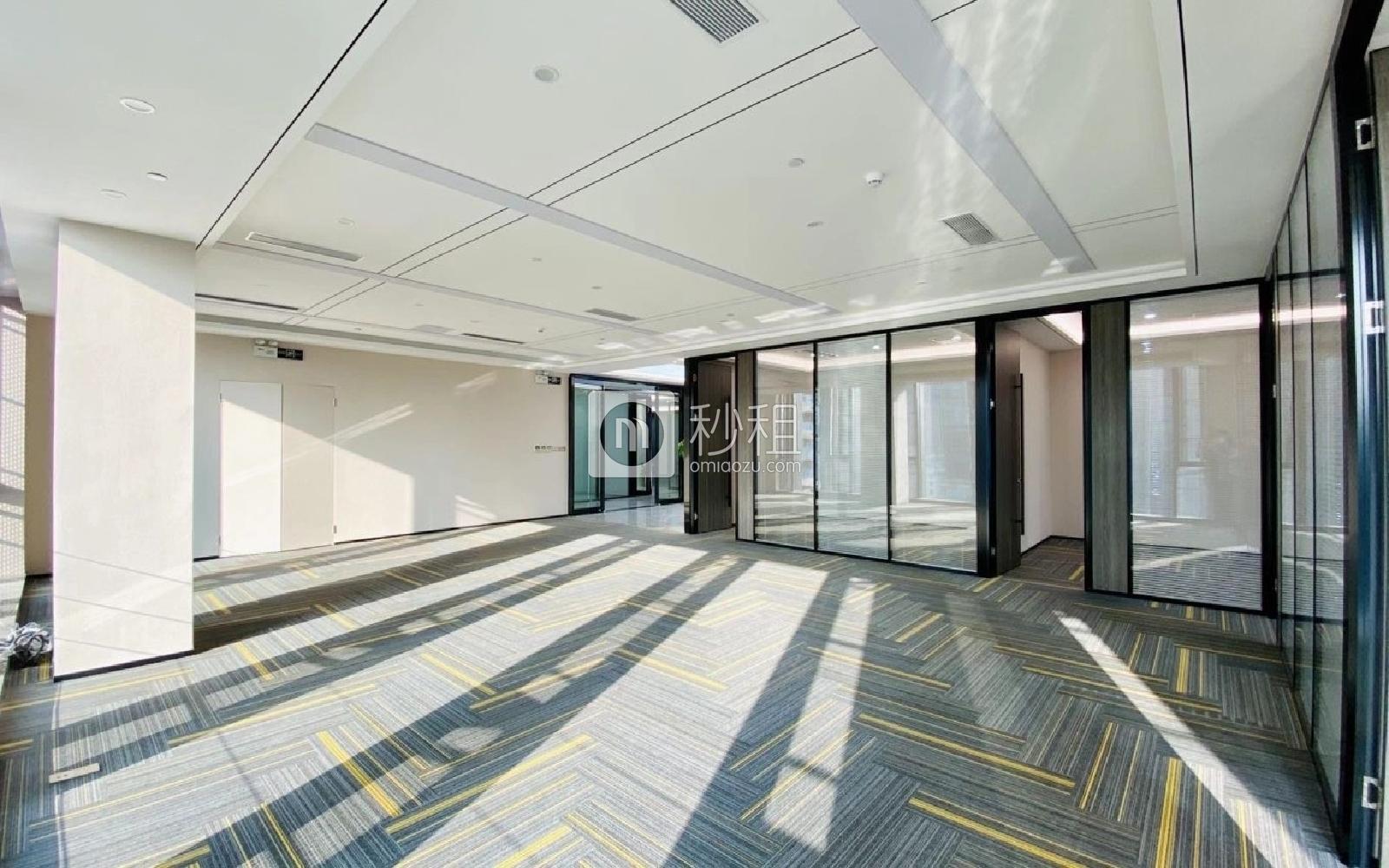 北邮科技大厦写字楼出租431.5平米精装办公室98元/m².月
