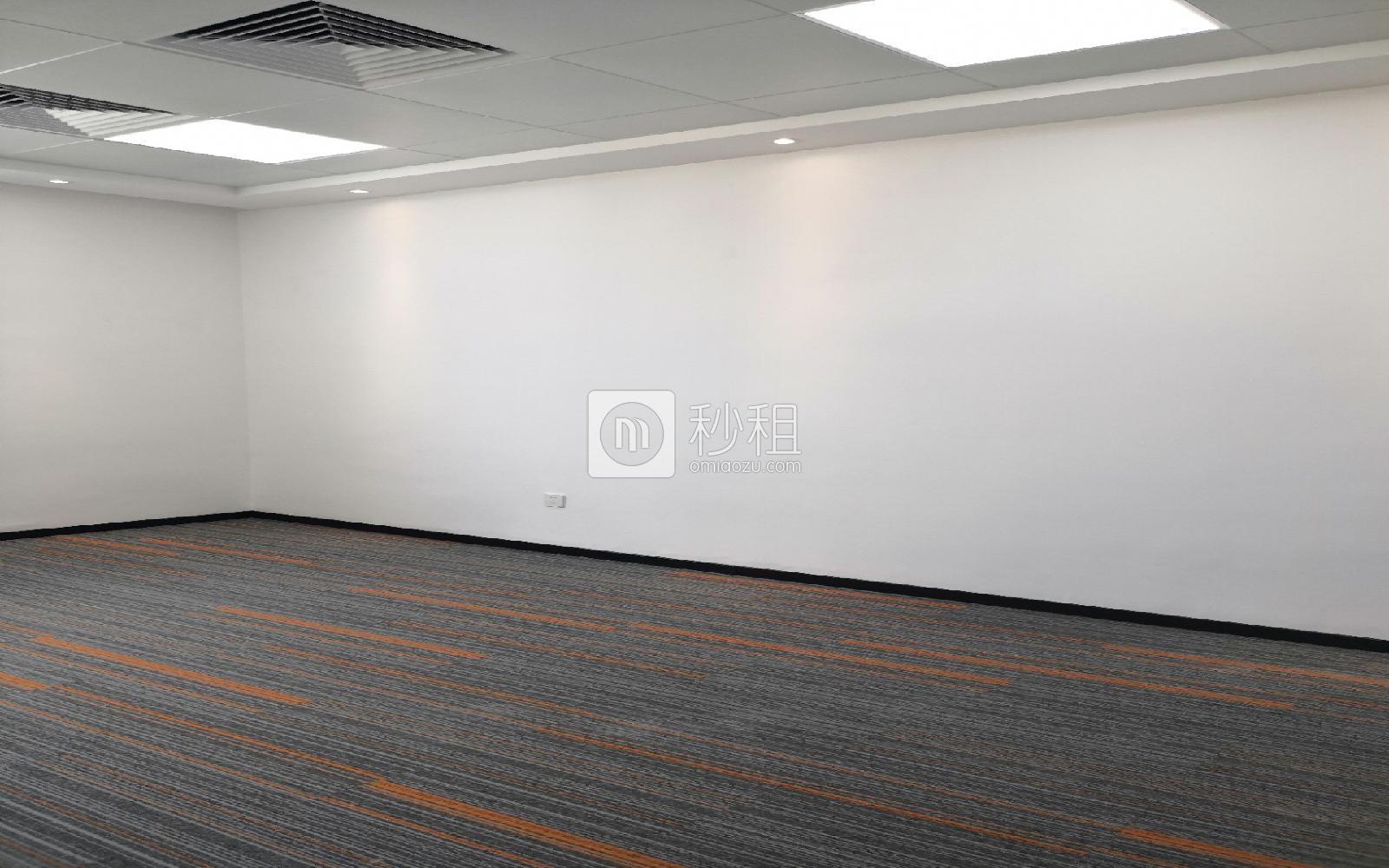 麻雀岭工业区M10栋写字楼出租55平米精装办公室69元/m².月