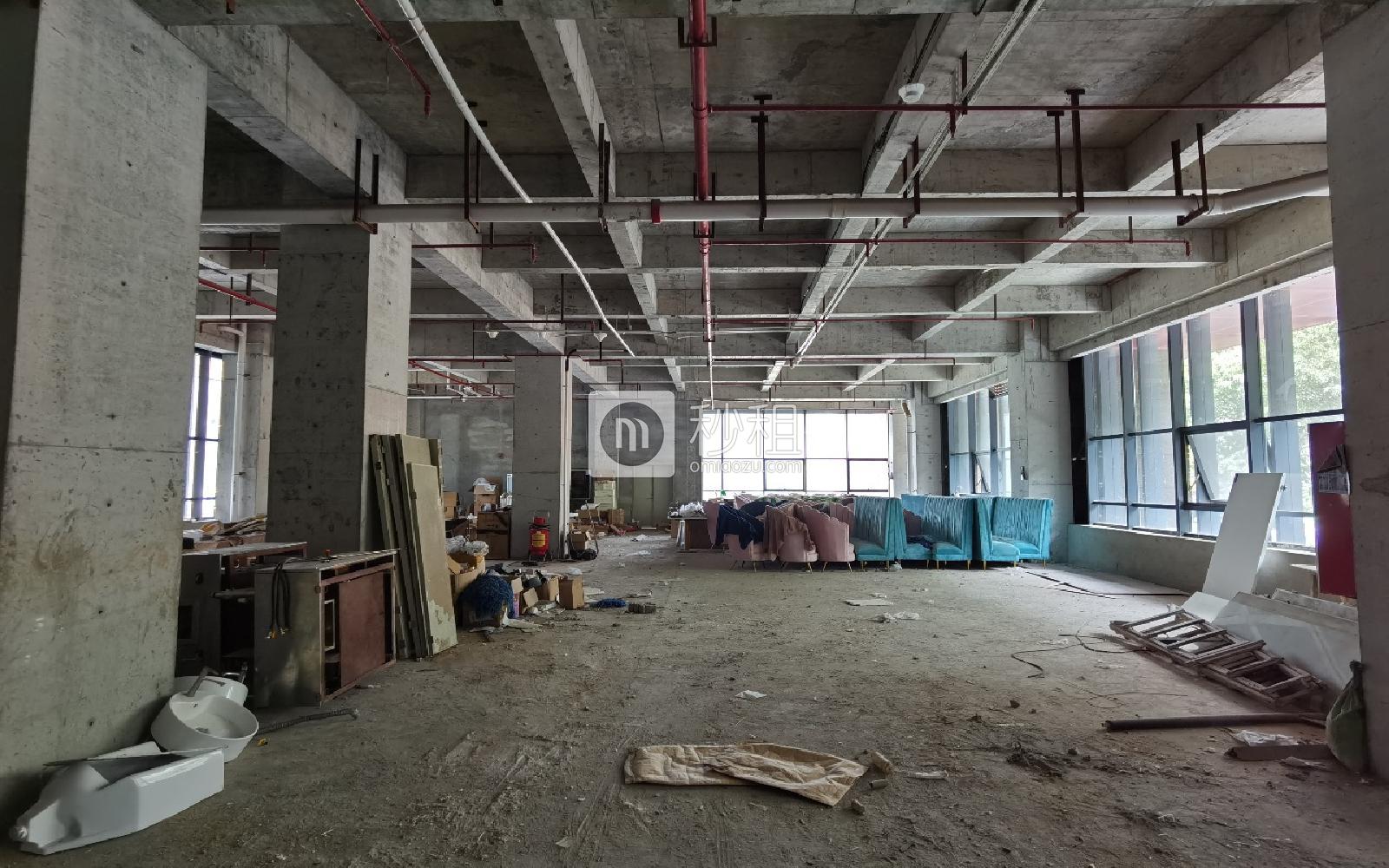 东方科技大厦写字楼出租2500平米精装办公室130元/m².月