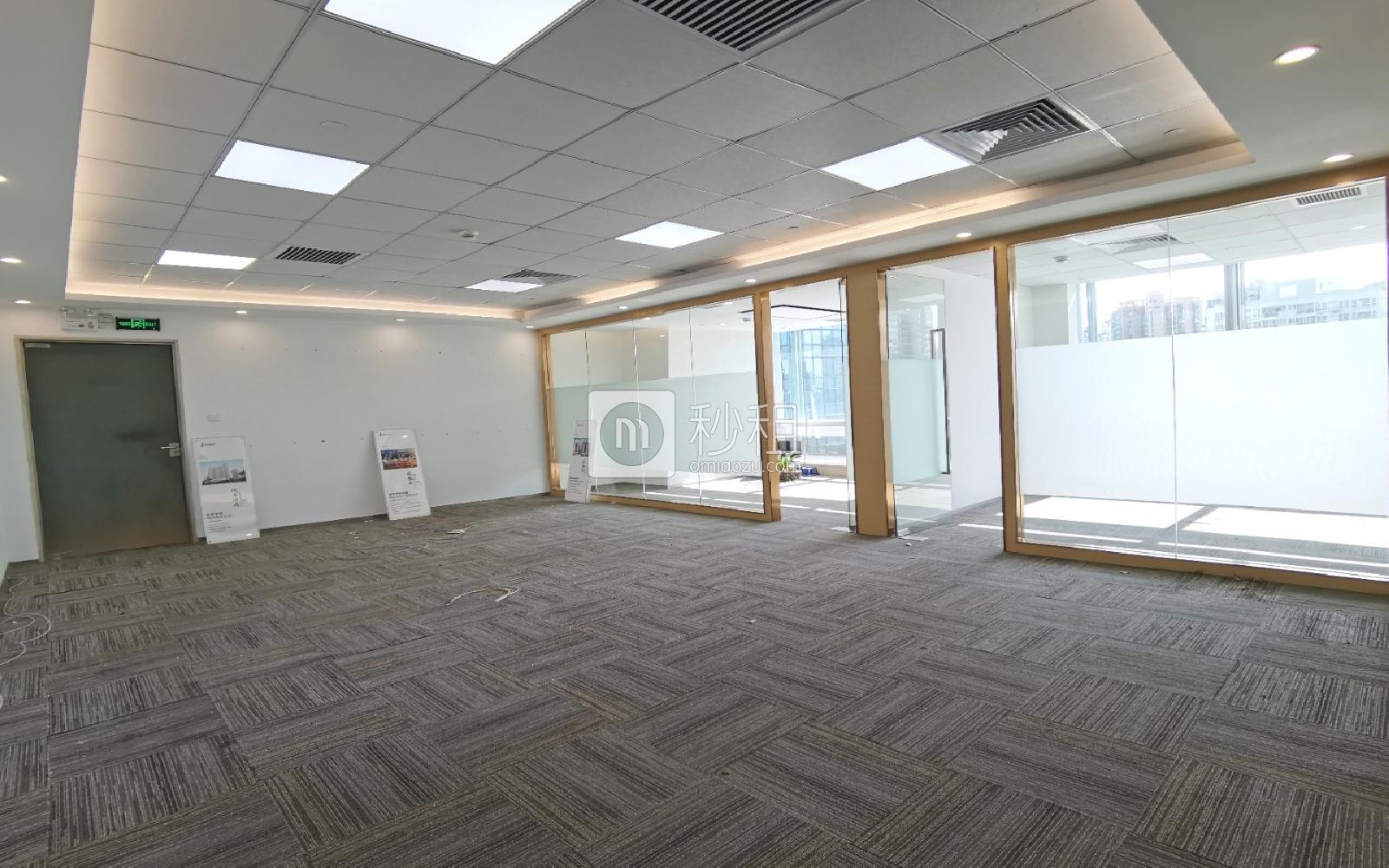 SCC中洲控股中心写字楼出租181平米精装办公室188元/m².月