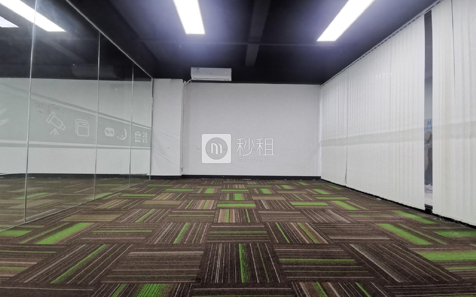 南山云谷创新产业园（二期）写字楼出租340平米精装办公室69元/m².月
