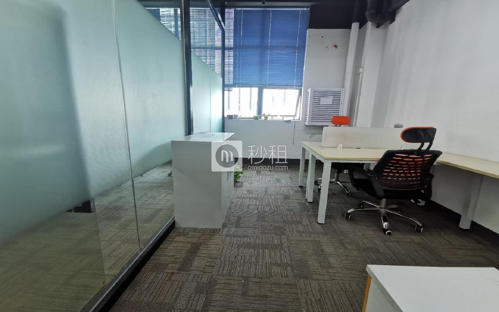 南山云谷创新产业园（二期）写字楼出租200平米精装办公室60元/m².月