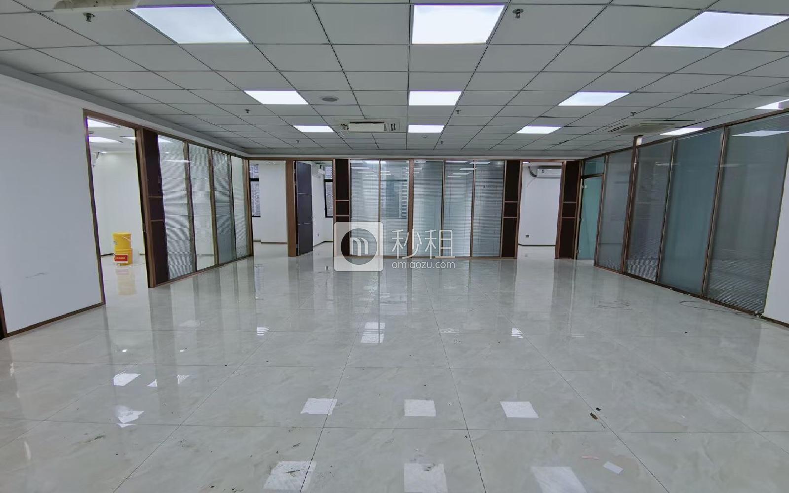 雪松大厦写字楼出租388平米精装办公室118元/m².月