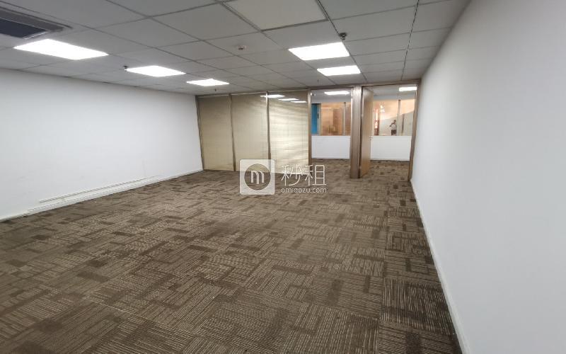 太平洋商貿大廈寫字樓出租136.21平米精裝辦公室100元/m2.月