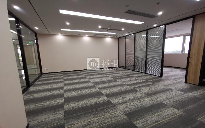 中电照明大厦写字楼出租211平米精装办公室68元/m².月