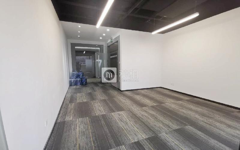 中电照明大厦写字楼出租95平米精装办公室60元/m².月