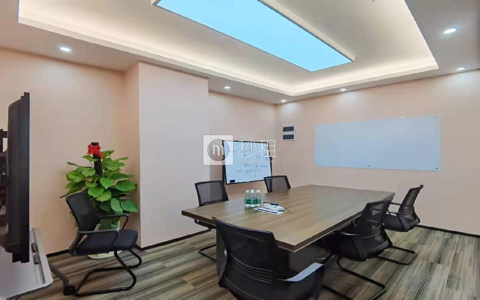 恒博商务中心大厦写字楼出租255平米豪装办公室118元/m².月