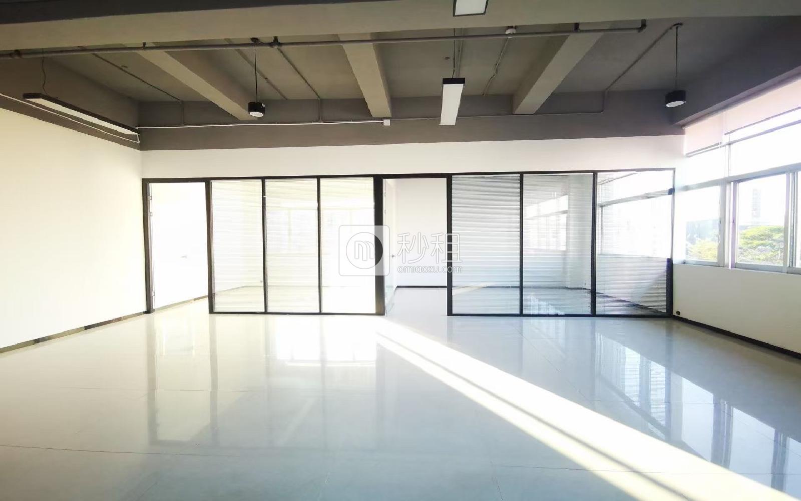 明亮科技园写字楼出租227平米精装办公室73元/m².月