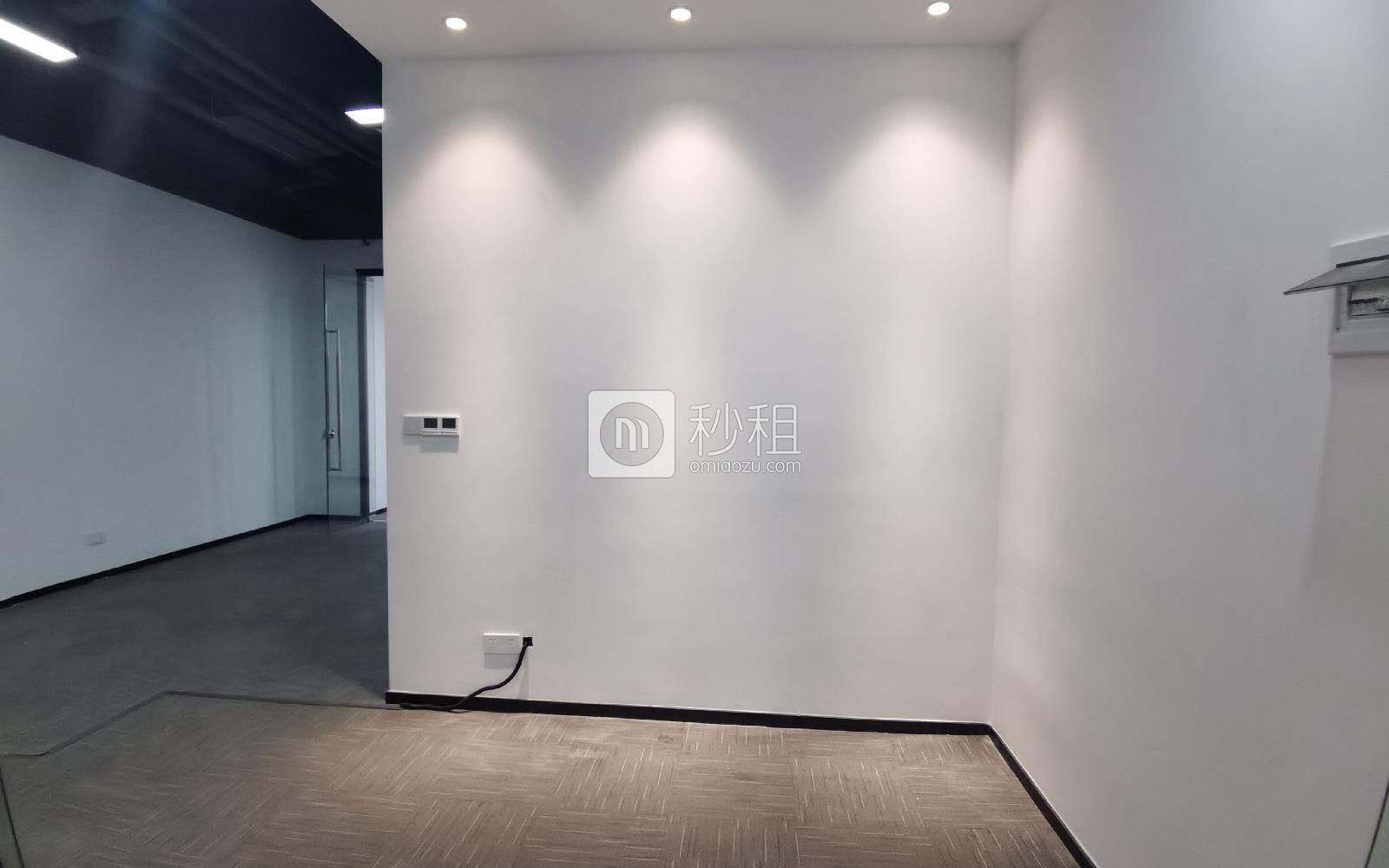 格雅科技大厦写字楼出租106平米精装办公室70元/m².月