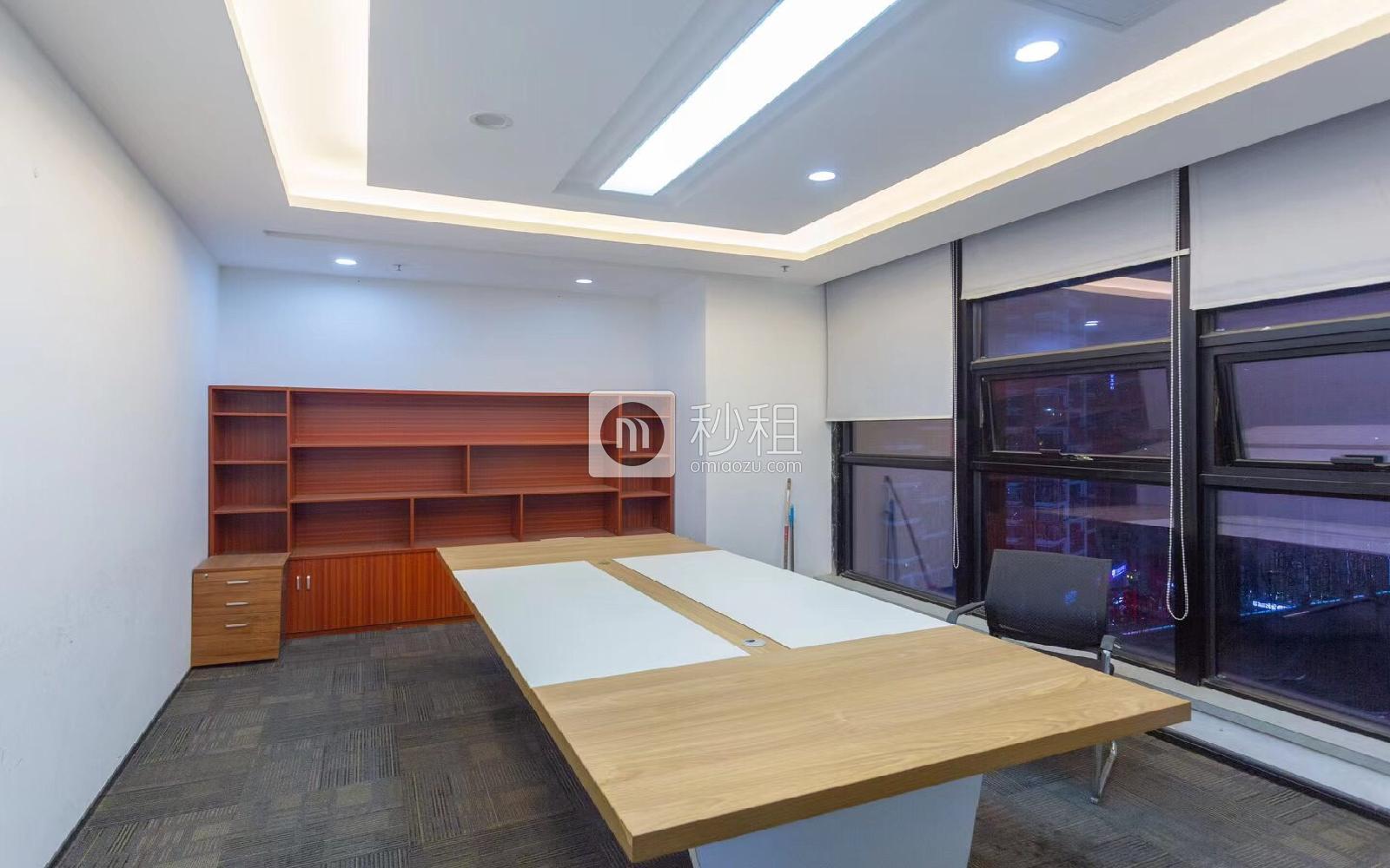 汇海广场写字楼出租575平米精装办公室88元/m².月